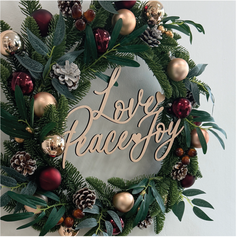 Luxe Classic Christmas Wreath